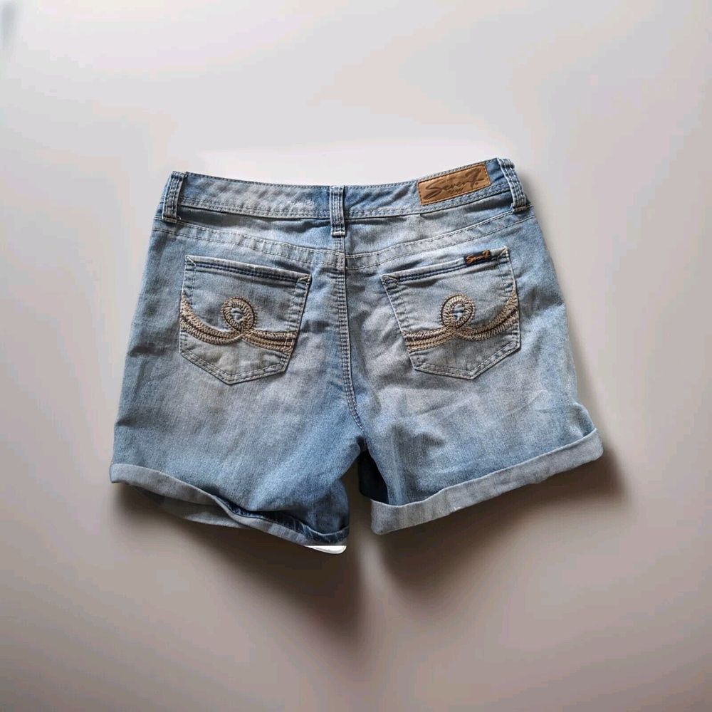 Seven7 Womens Jean Shorts 10 Blue Denim Mid Rise Stretch‎ Fade Look Embroidery
